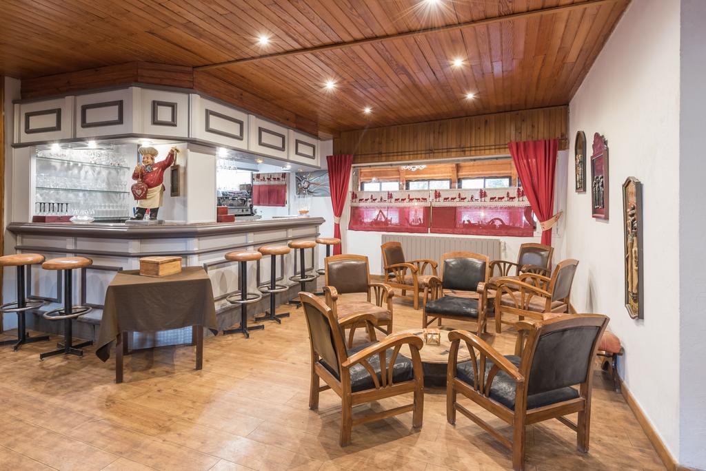 Hotel L'Ecureuil Auron Buitenkant foto