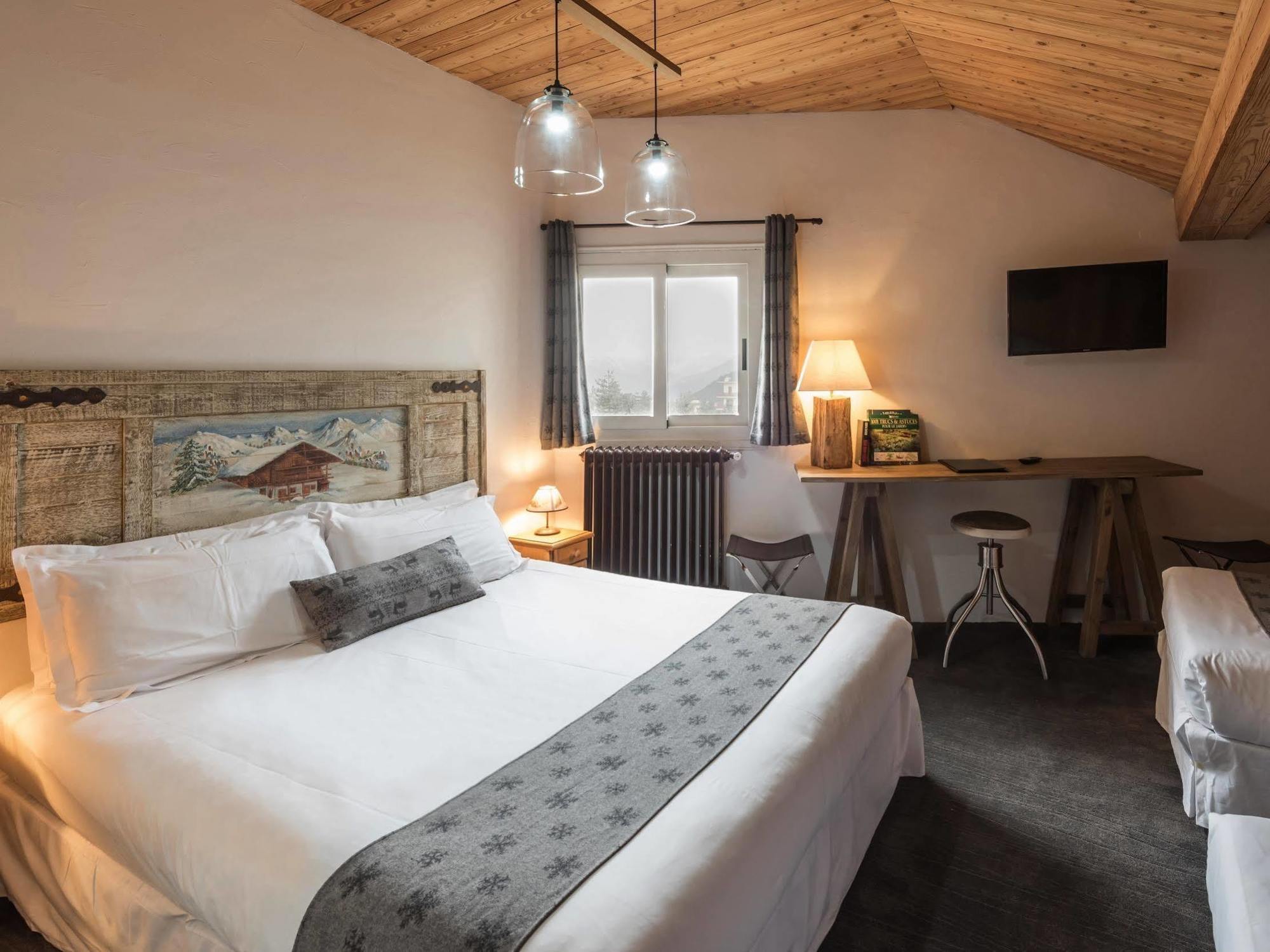 Hotel L'Ecureuil Auron Buitenkant foto
